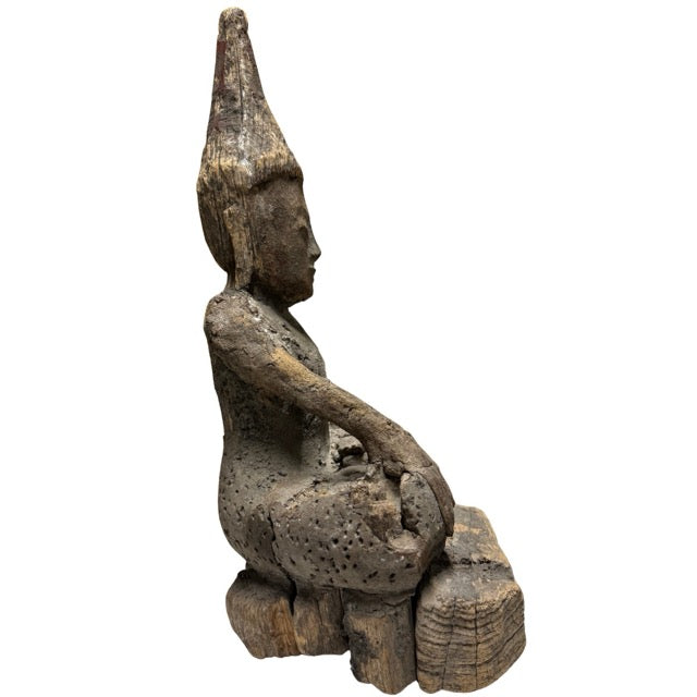 Shan Buddha statue from the 18th to 19th century with authentic signs of age