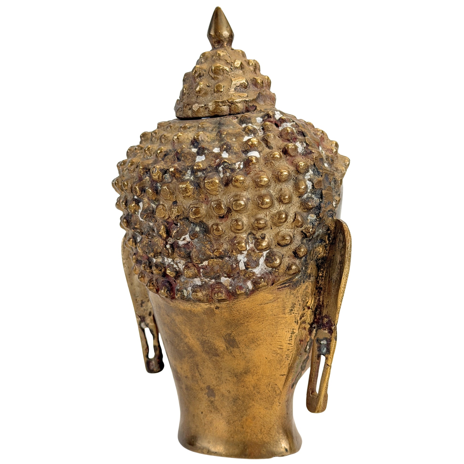 Revers avec boucles stylisées et marques d’ancienneté visibles
