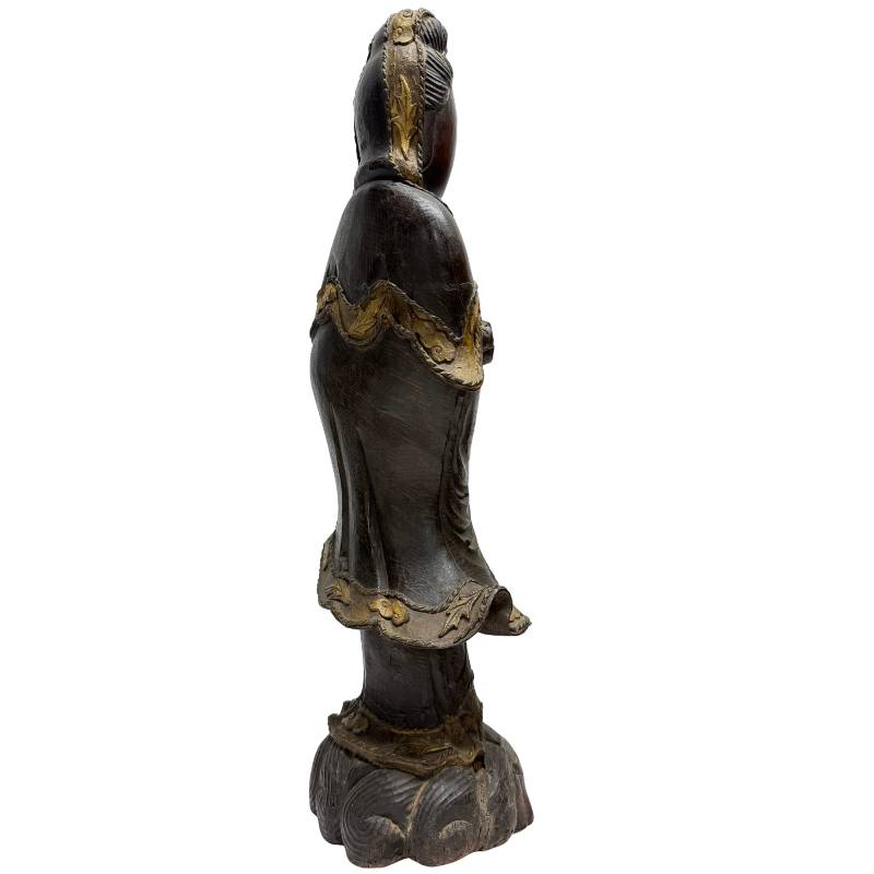 Detail of Guanyin Avalokiteshvara wooden statue with original gilding remnants, Chinese Buddhist artwork