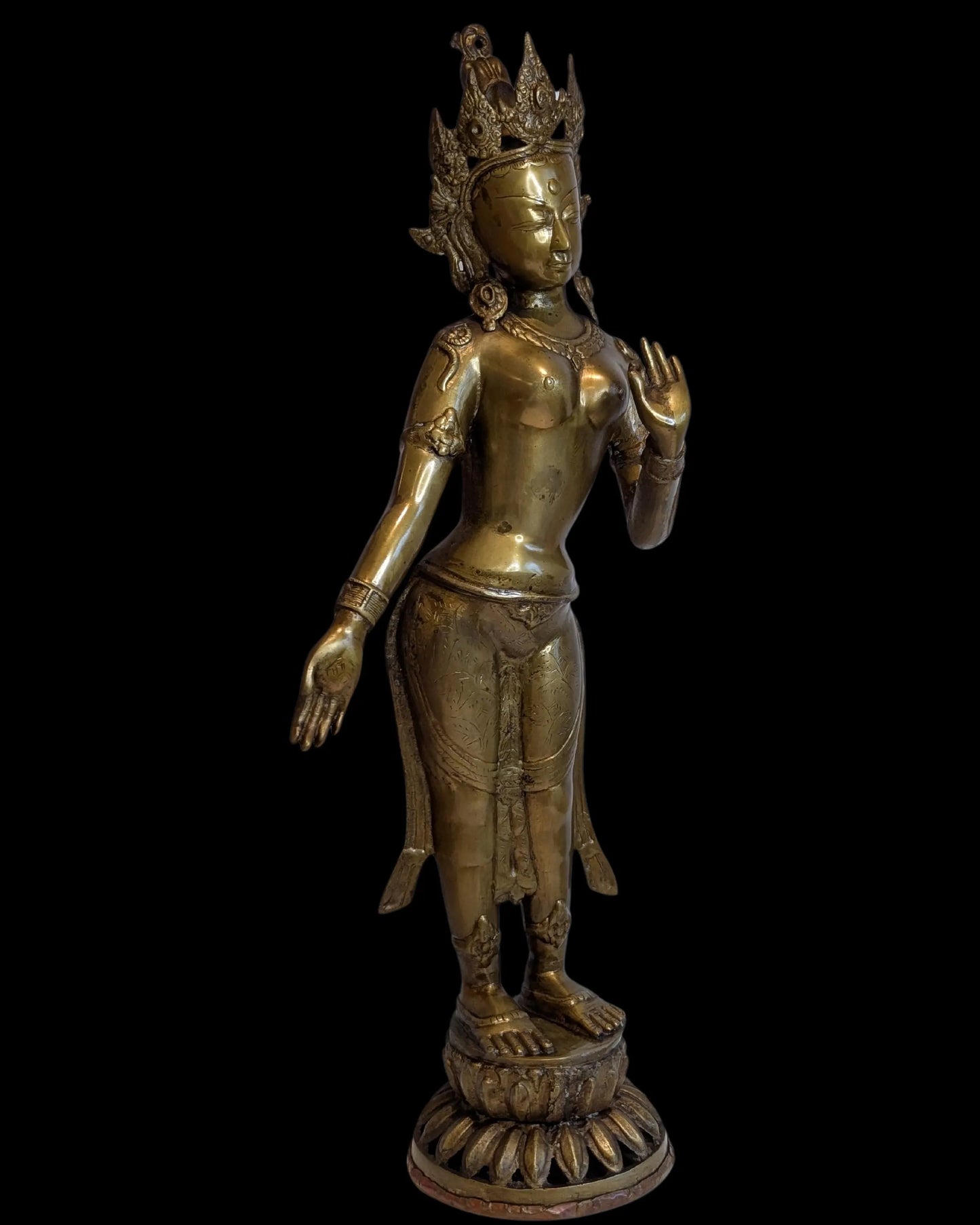 Tara statue, bronze side view, standing, Himalayan style