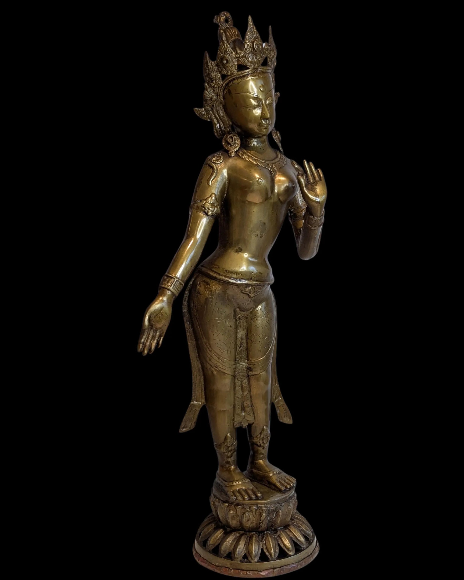 Tara statue, bronze side view, standing, Himalayan style