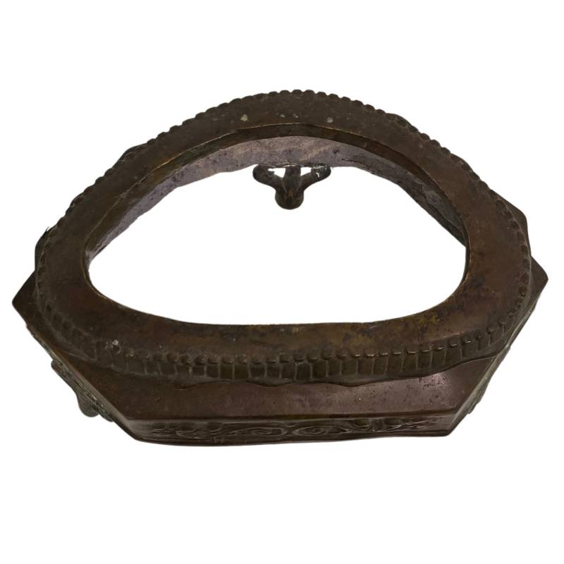 Thai Buddha statue bronze lotus base meditation