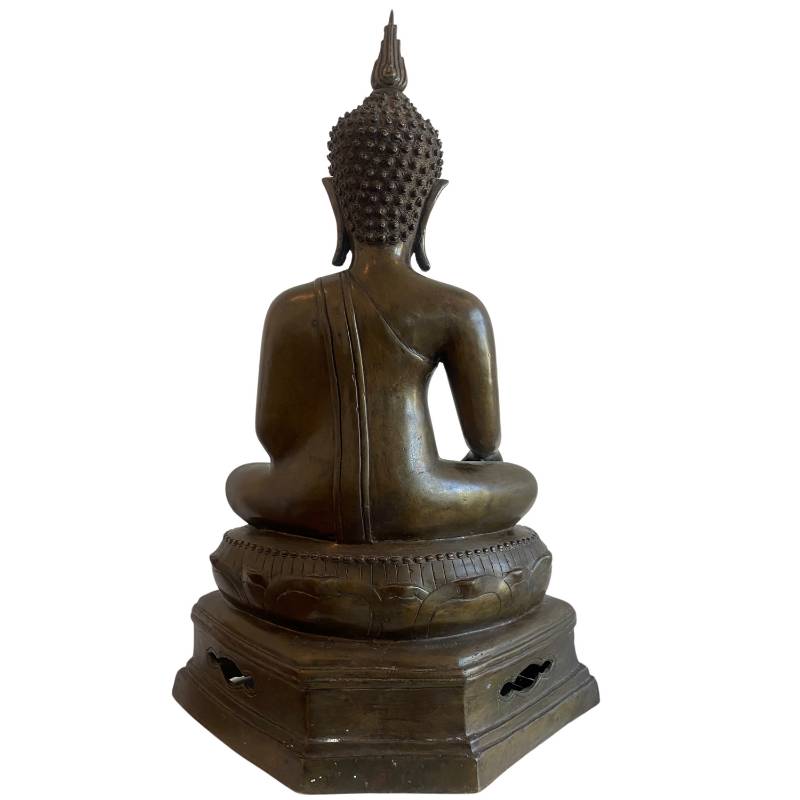 Thai bronze Buddha in bhumisparsha mudra with classical proportions