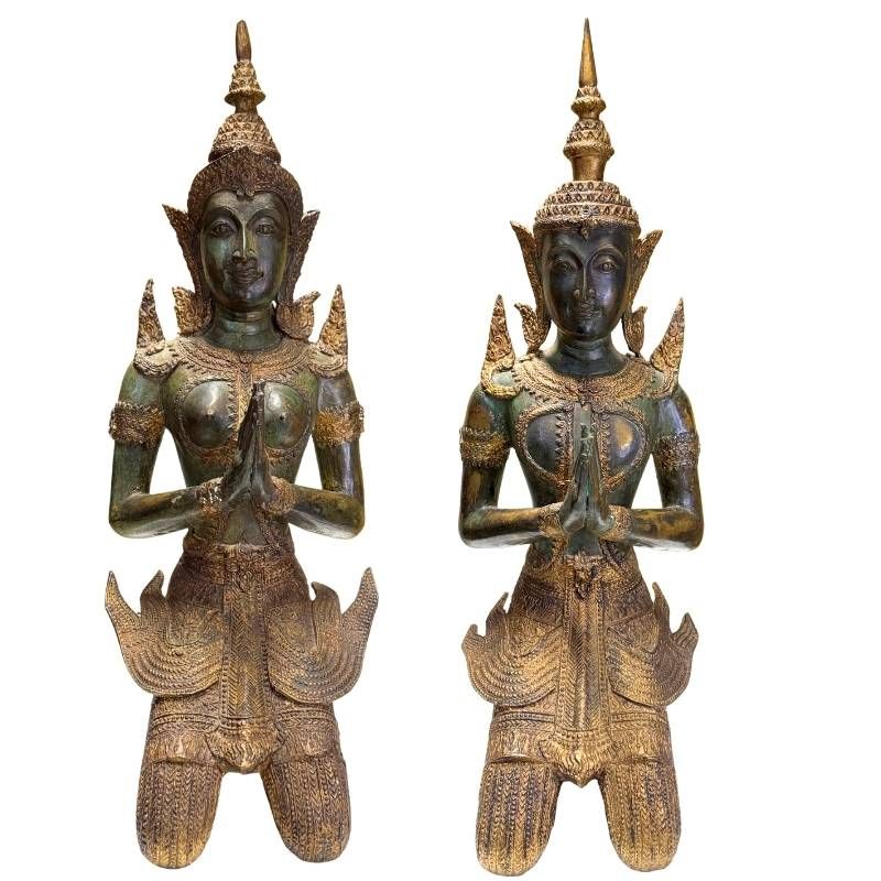 Antique Thai bronze temple guardian pair from the 19th century with a kneeling posture and natural patina