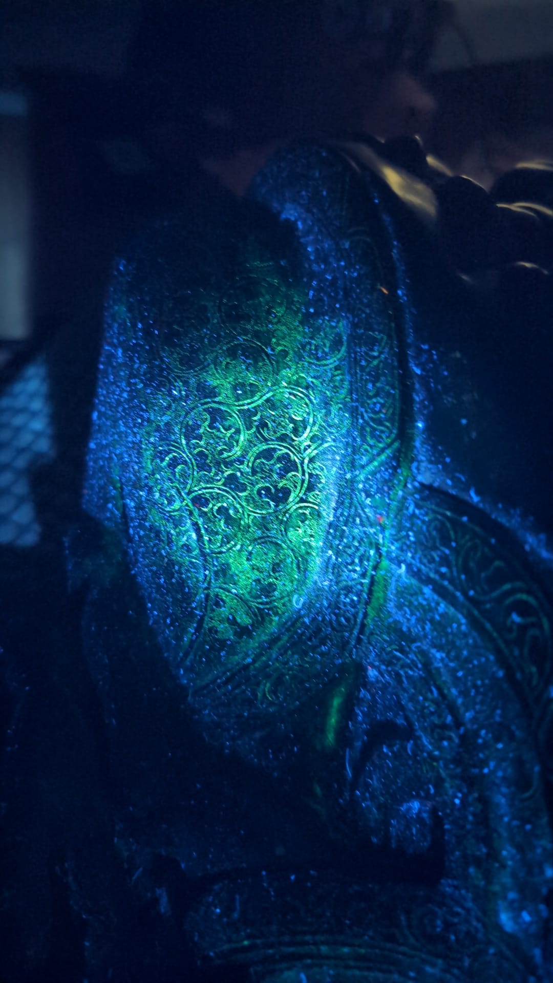 UV inspection antique fire gilding fluorescence analysis ritual cleansing Buddha.