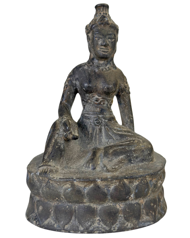 Statue antique en bronze de la déesse bouddhiste Vasudhara, Asie du Sud-Est (influence khmère), vers le XVIIe siècle.