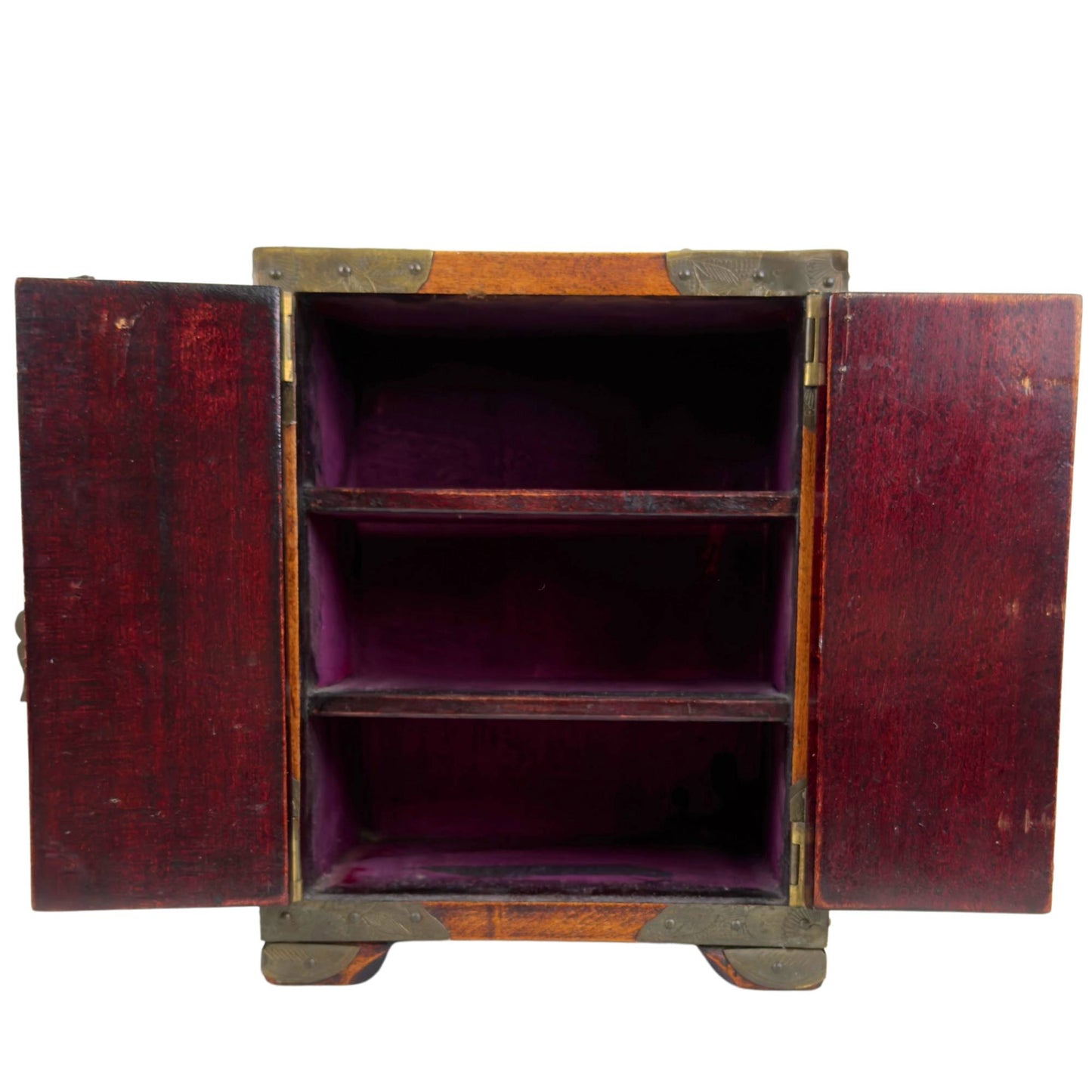 Vintage Chinese chest for storing jewelry, small objects, and personal valuables