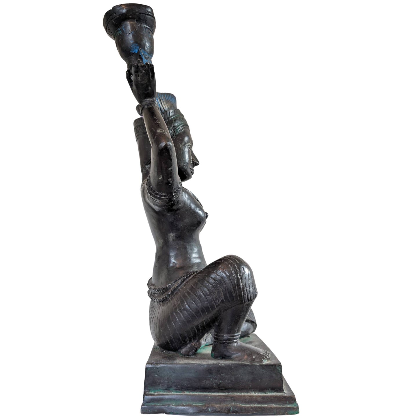 Side view of bronze Yakshi sculpture, Indian style