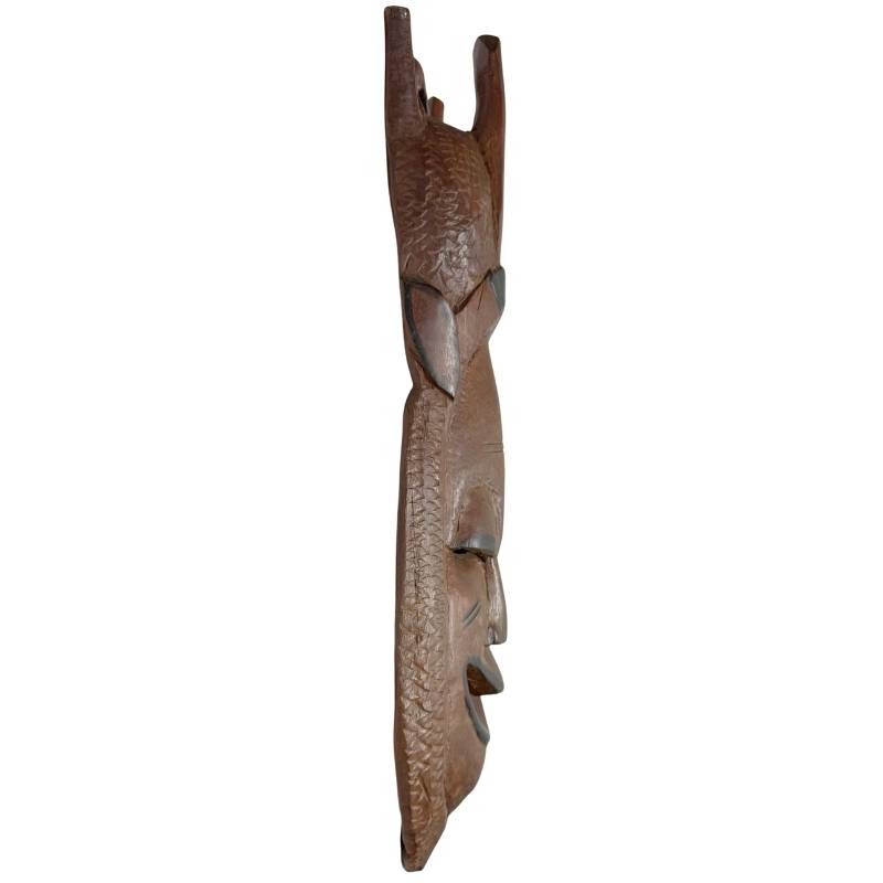 Side view of the 2 kg solid African hardwood mask, perfectly suited as exclusive wall decoration.