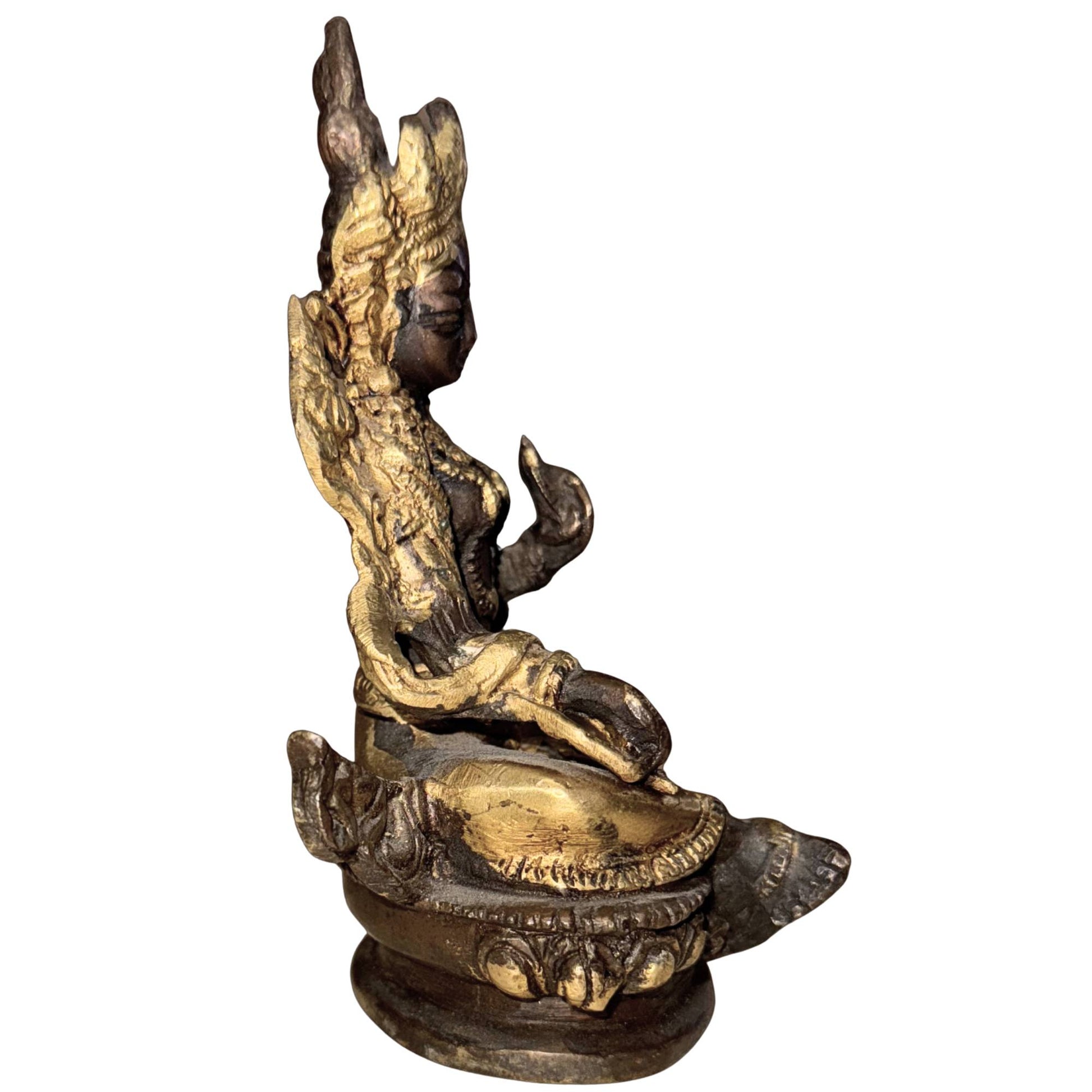 Profile view of the iconographic active sitting posture