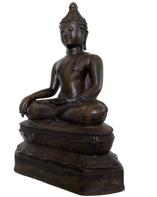 Solid bronze Buddha statue in Ayutthaya style, weighing 8 kg.